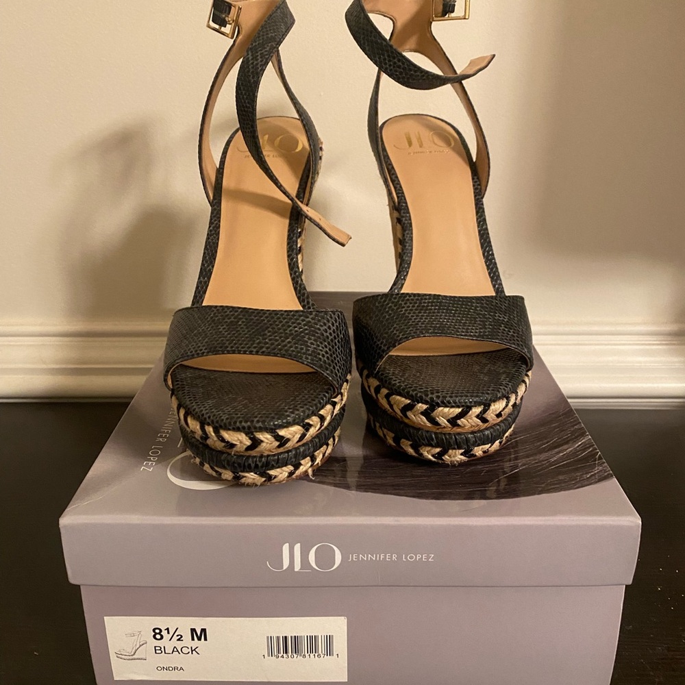 J-lo cork Sandle. Worn once. Still in box .